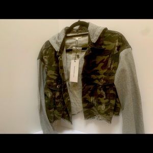 Cropped camo and grey jacket